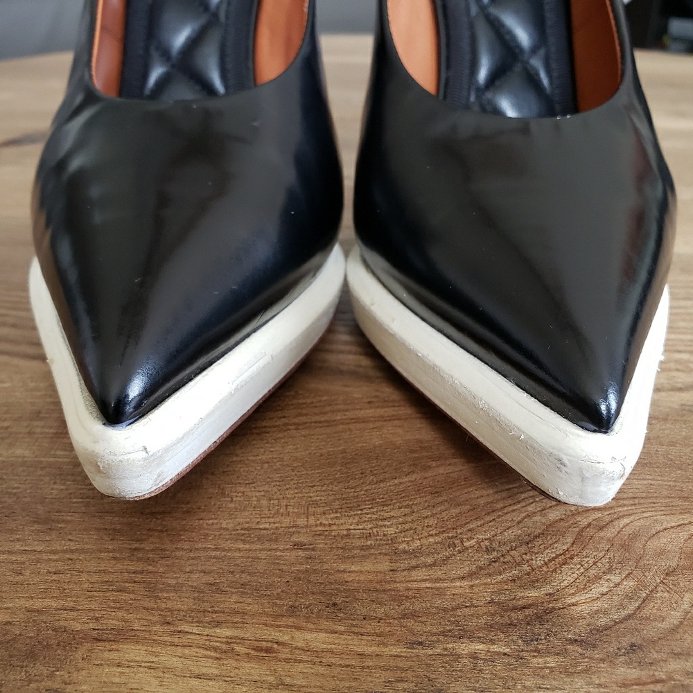 Celine Classic Pumps - Picture 6 of 8